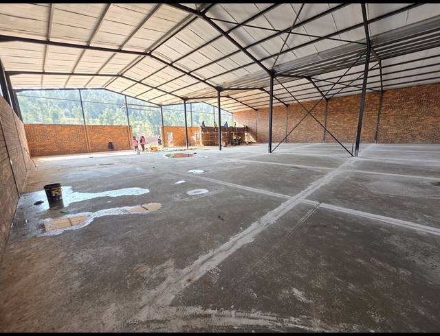 900M² WAREHOUSE TO LET IN AEROTON